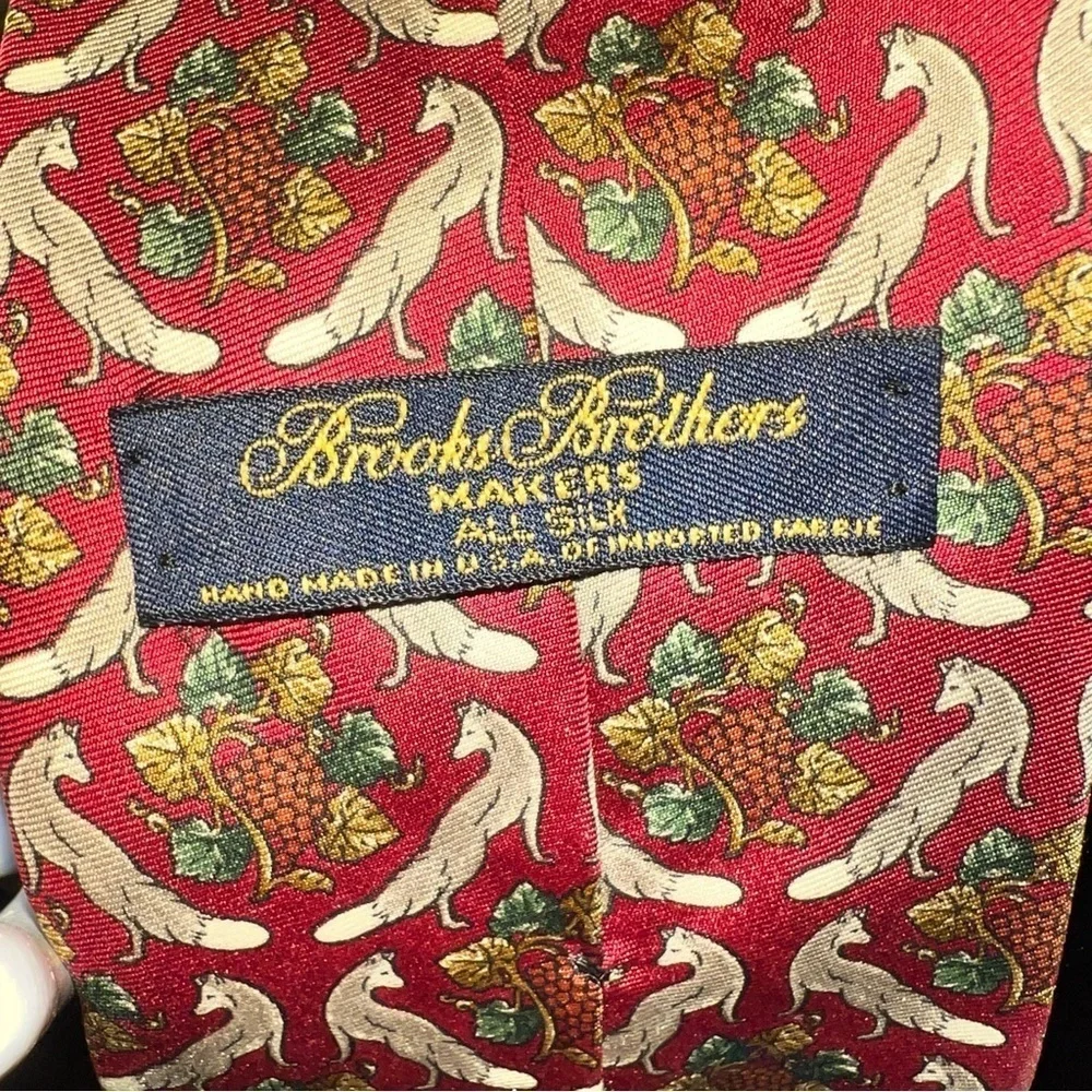 Brooks Brothers Maker Men’s 100% Silk Handmade Tie Fox Grape Cluster Leaves